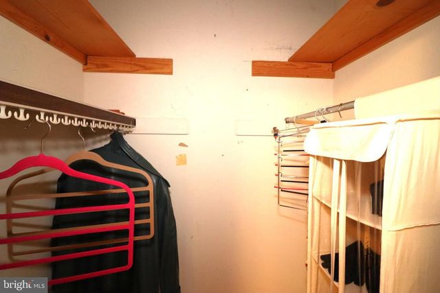 9305 LEES RIDGE RD, Warrenton, VA 20186