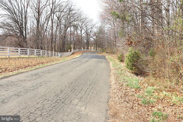 9305 LEES RIDGE RD, Warrenton, VA 20186