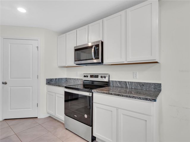 5446 LOGAN CAVE AVENUE, Wimauma, FL 33598