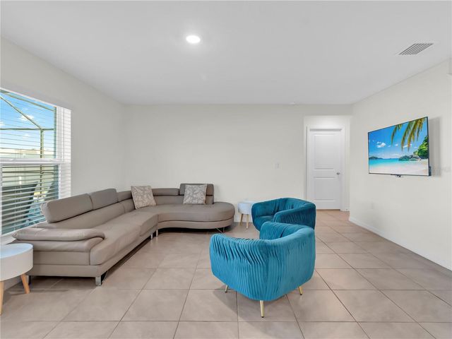 5446 LOGAN CAVE AVENUE, Wimauma, FL 33598