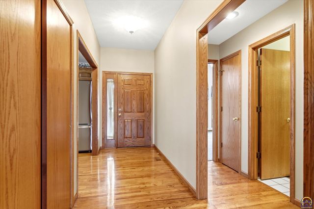 7315 SW Ambassador PL, Topeka, KS 66610