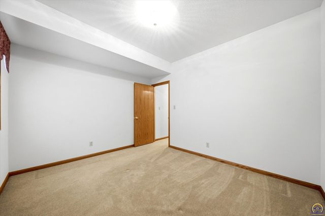 7315 SW Ambassador PL, Topeka, KS 66610