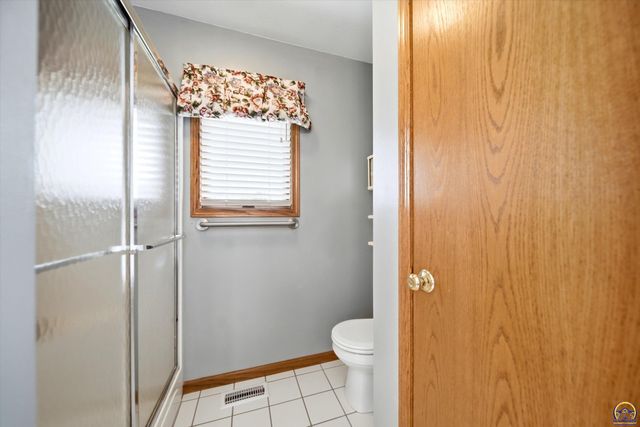 7315 SW Ambassador PL, Topeka, KS 66610