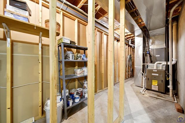 7315 SW Ambassador PL, Topeka, KS 66610