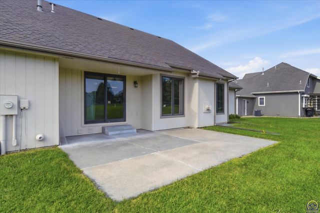 7315 SW Ambassador PL, Topeka, KS 66610
