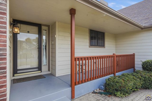 7315 SW Ambassador PL, Topeka, KS 66610