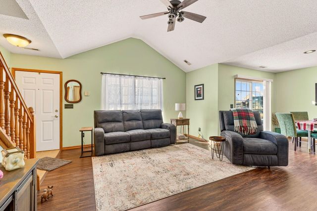 1252 Dunhurst Street, Circleville, OH 43113