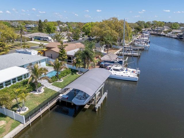 372 WESTWINDS DRIVE, Palm Harbor, FL 34683