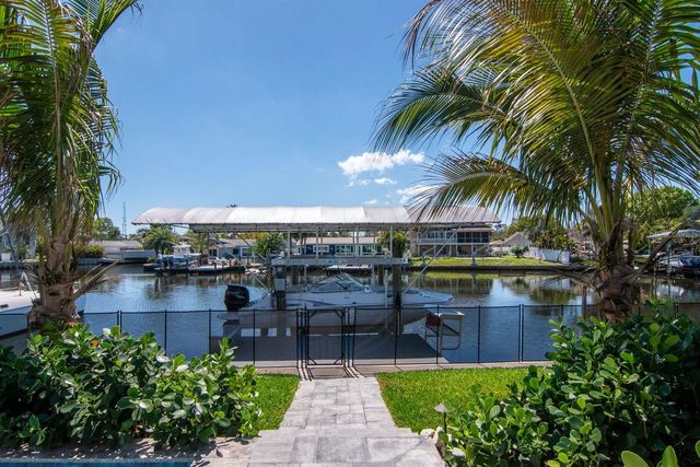 372 WESTWINDS DRIVE, Palm Harbor, FL 34683