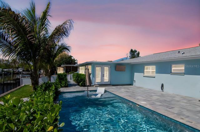 372 WESTWINDS DRIVE, Palm Harbor, FL 34683