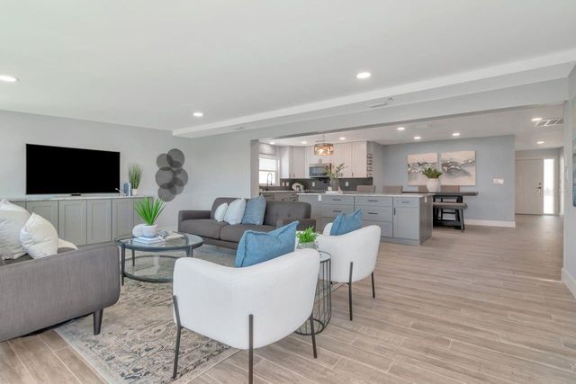 372 WESTWINDS DRIVE, Palm Harbor, FL 34683