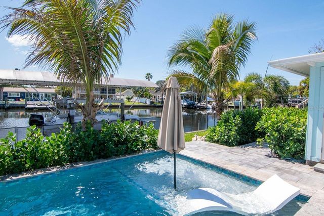 372 WESTWINDS DRIVE, Palm Harbor, FL 34683