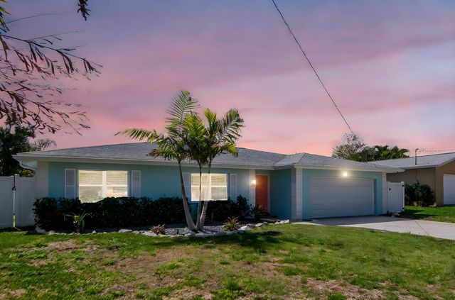 372 WESTWINDS DRIVE, Palm Harbor, FL 34683