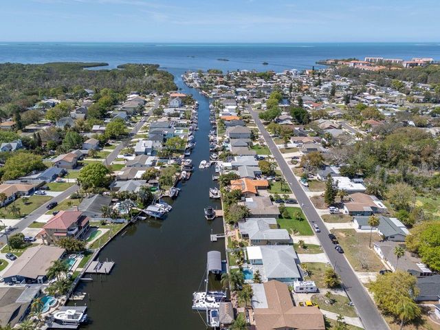 372 WESTWINDS DRIVE, Palm Harbor, FL 34683