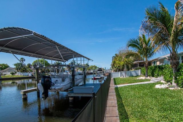 372 WESTWINDS DRIVE, Palm Harbor, FL 34683