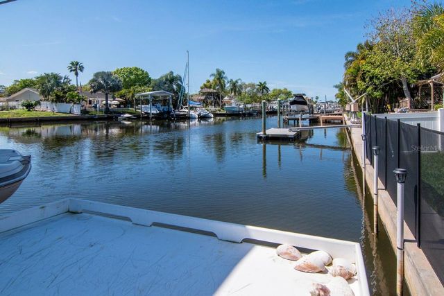 372 WESTWINDS DRIVE, Palm Harbor, FL 34683