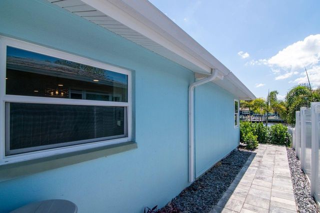 372 WESTWINDS DRIVE, Palm Harbor, FL 34683