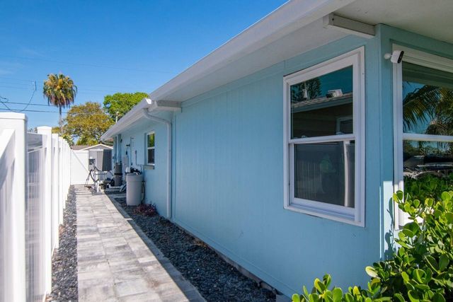 372 WESTWINDS DRIVE, Palm Harbor, FL 34683