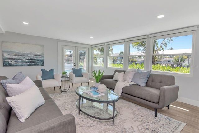 372 WESTWINDS DRIVE, Palm Harbor, FL 34683