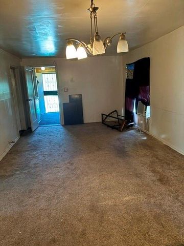 4421 Noble Street, Houston, TX 77020