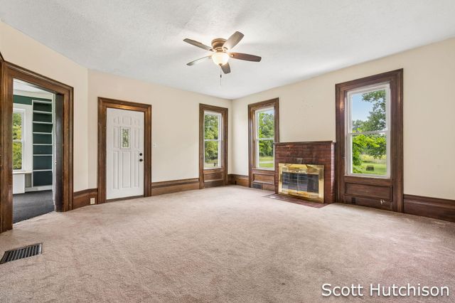 7265 W Carson City Road, Greenville, MI 48838