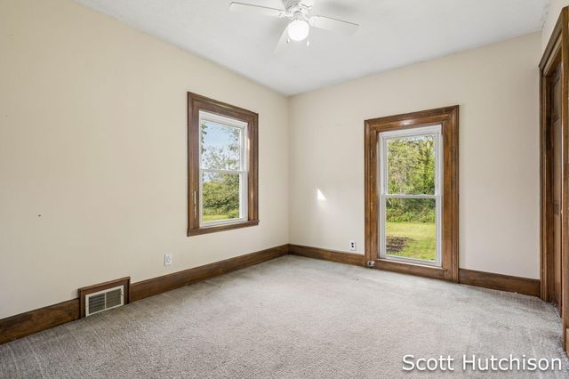 7265 W Carson City Road, Greenville, MI 48838