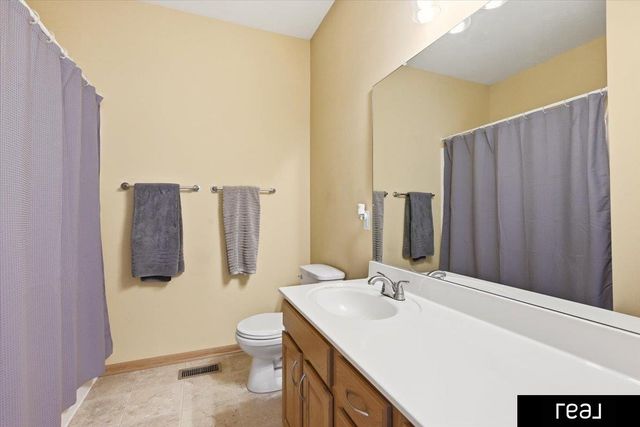 7440 N 87Th Street, Omaha, NE 68122