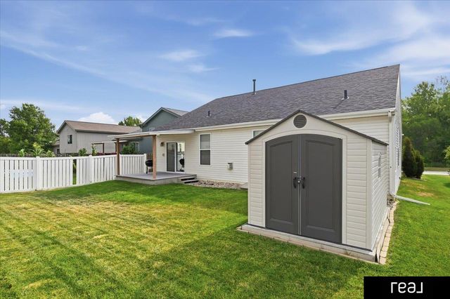 7440 N 87Th Street, Omaha, NE 68122