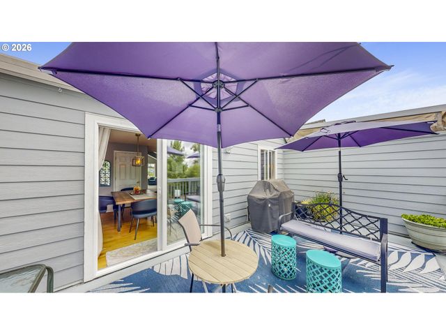 442 N BRIDGETON Rd, Portland, OR 97217