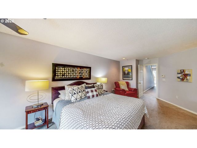 442 N BRIDGETON Rd, Portland, OR 97217