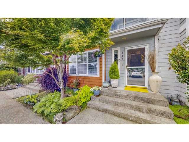 442 N BRIDGETON Rd, Portland, OR 97217
