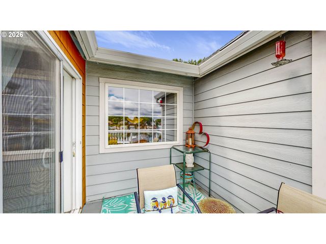 442 N BRIDGETON Rd, Portland, OR 97217