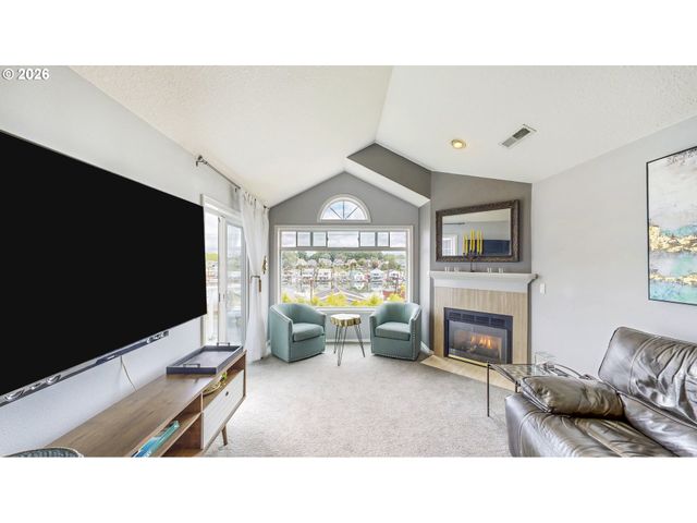 442 N BRIDGETON Rd, Portland, OR 97217