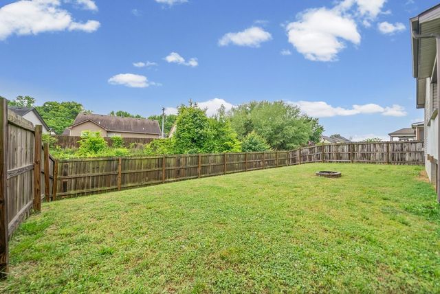 143 Ambridge, Oak Grove, KY 42262