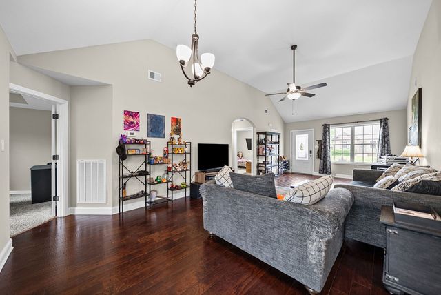 143 Ambridge, Oak Grove, KY 42262