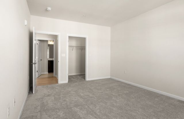 6 Stratton Drive 303, Woburn, MA 01801