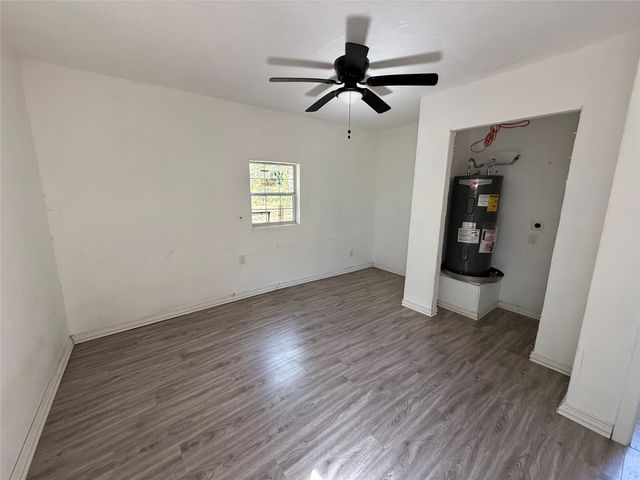 3233 Springview Avenue, Dallas, TX 75216