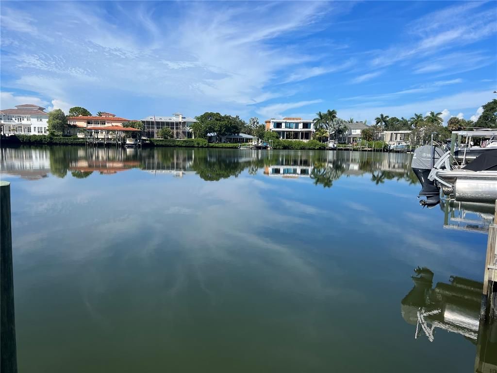 4 SPANISH MAIN, Tampa, FL 33609