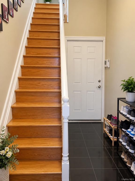 133 S 13th Avenue, Mount Vernon, NY 10550 — photo 2