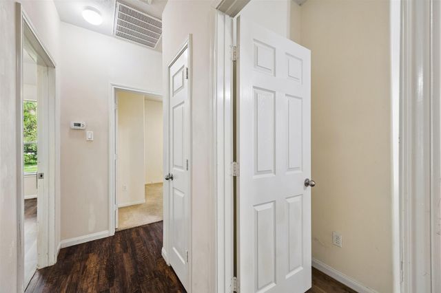 2847 Whitman Drive, Montgomery, TX 77356