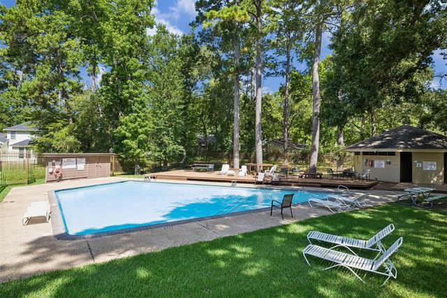2847 Whitman Drive, Montgomery, TX 77356