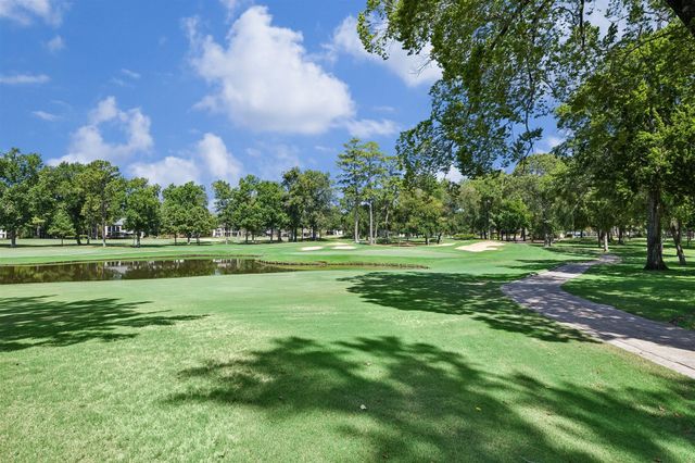 2847 Whitman Drive, Montgomery, TX 77356