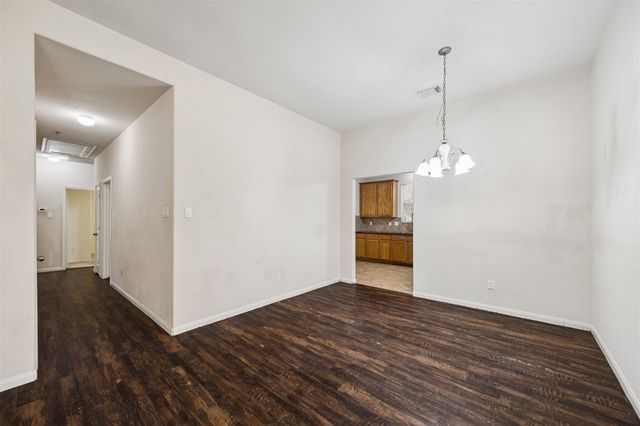 2847 Whitman Drive, Montgomery, TX 77356
