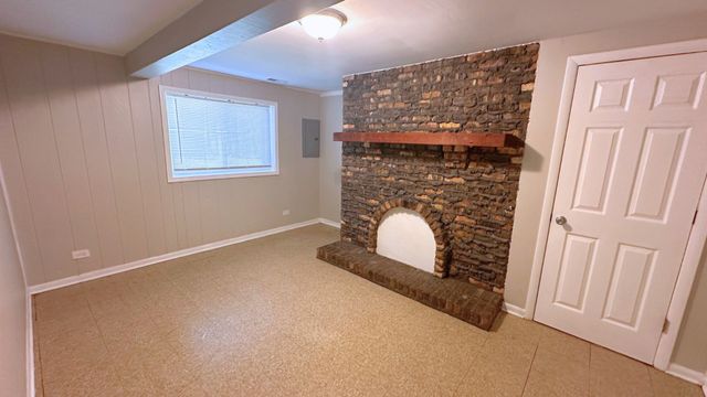 15755 Madison Avenue, Dolton, IL 60419