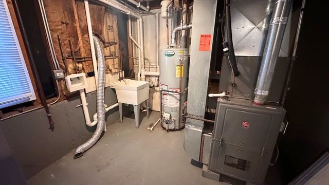 15755 Madison Avenue, Dolton, IL 60419