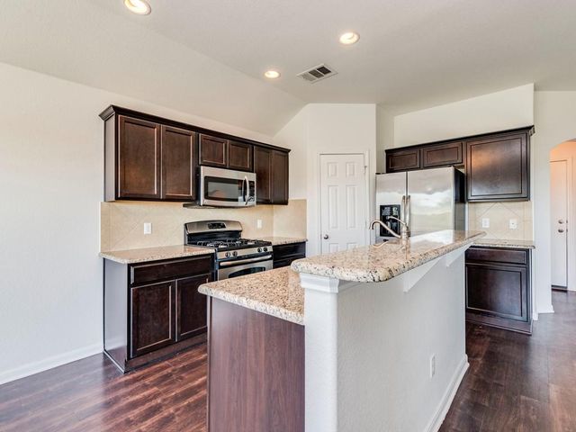 237 Goddard, Kyle, TX 78640