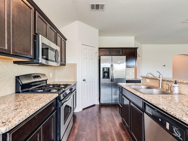 237 Goddard, Kyle, TX 78640