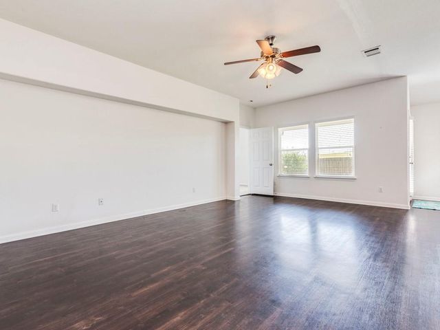 237 Goddard, Kyle, TX 78640
