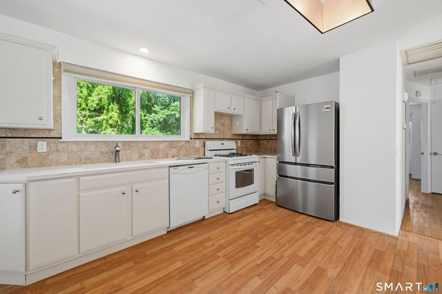 146 Lone Oak Drive, New Milford, CT 06776