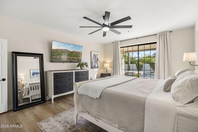 10945 E SAN SALVADOR Drive, Scottsdale, AZ 85259